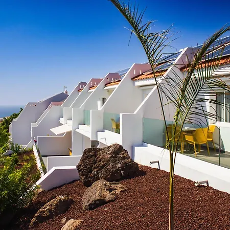 Apartahotel Costa Adeje Garden 3*